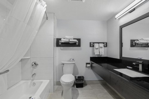 Red Lion Inn & Suites Perris - image 48