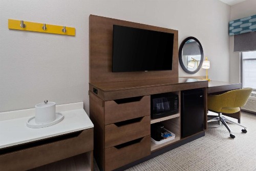 Hampton Inn Perry - image 10