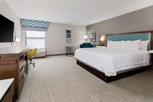 Hampton Inn Perry - image 19