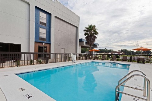 Hampton Inn Perry - image 5