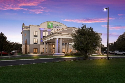 Holiday Inn Express Hotel & Suites Perry an IHG Hotel - image 10