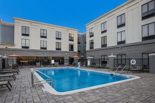 Holiday Inn Express Hotel & Suites Perry an IHG Hotel - image 13