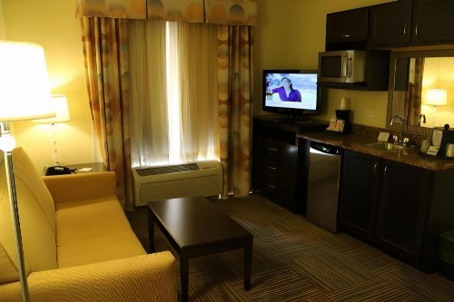 Holiday Inn Express Hotel & Suites Perry an IHG Hotel - image 47