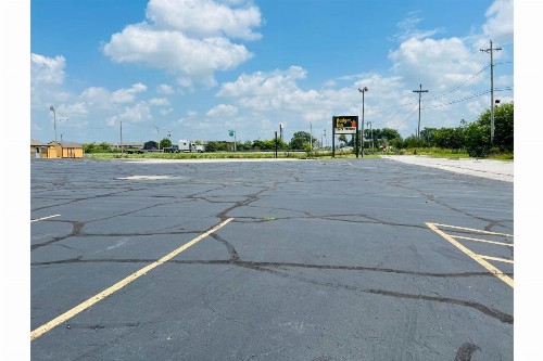 Budget Inn - Perrysburg - image 22
