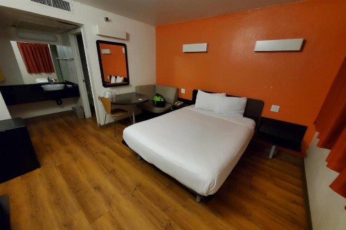 Motel 6-Petaluma CA - image 6