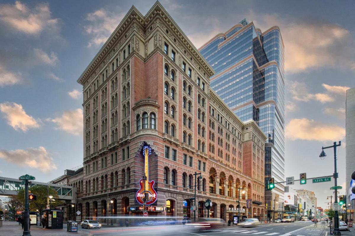 Philadelphia Marriott Downtown - image 3