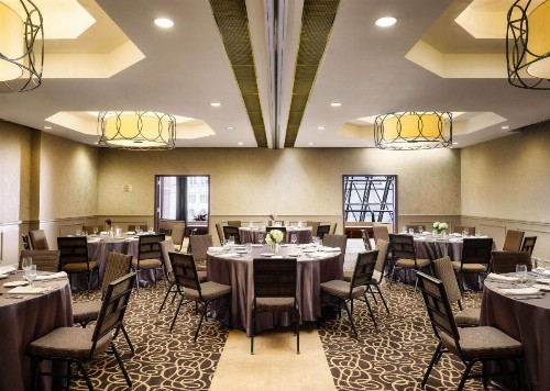 DoubleTree by Hilton Philadelphia Center City - image 11
