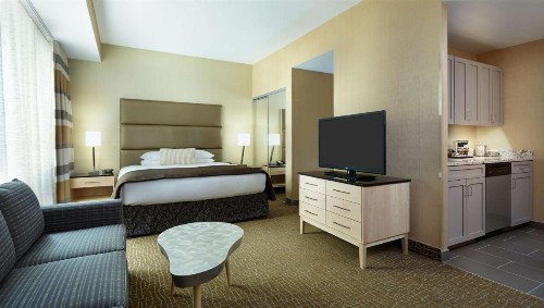 DoubleTree by Hilton Philadelphia Center City - image 12