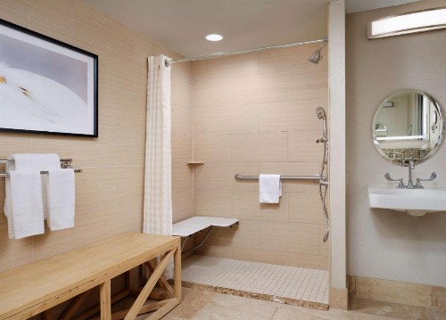 DoubleTree by Hilton Philadelphia Center City - image 35