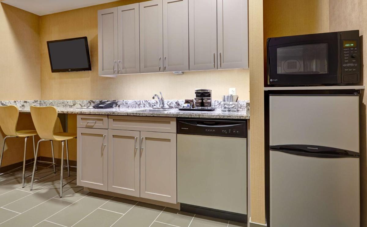 DoubleTree by Hilton Philadelphia Center City - image 5