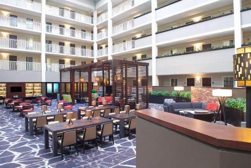 Embassy Suites by Hilton Philadelphia Airport - image 17