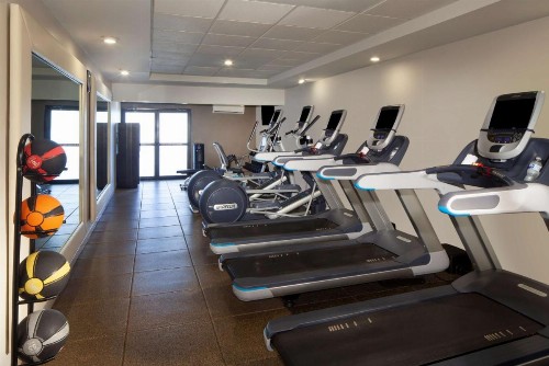Embassy Suites by Hilton Philadelphia Airport - image 24
