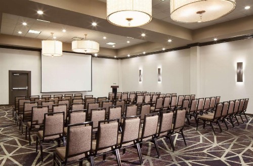 Embassy Suites by Hilton Philadelphia Airport - image 50
