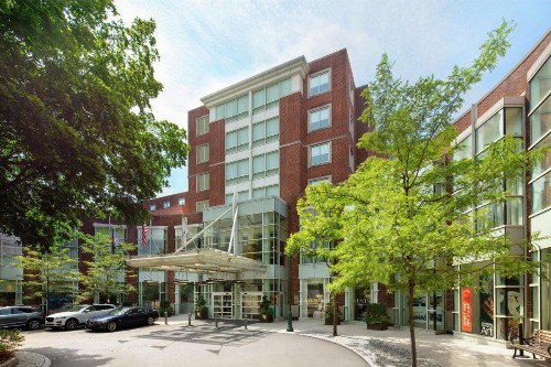 The Inn at Penn A Hilton Hotel - image 1