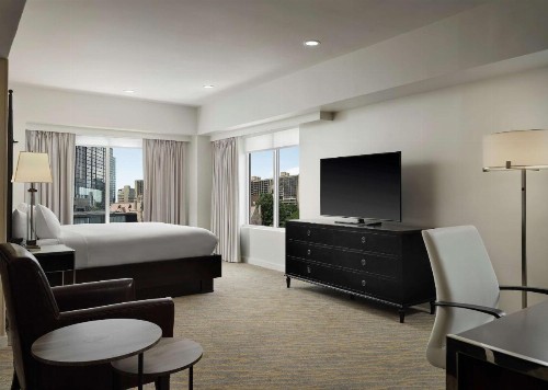 The Inn at Penn A Hilton Hotel - image 31