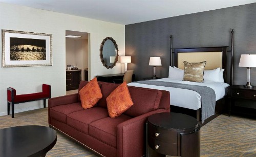 The Inn at Penn A Hilton Hotel - image 32