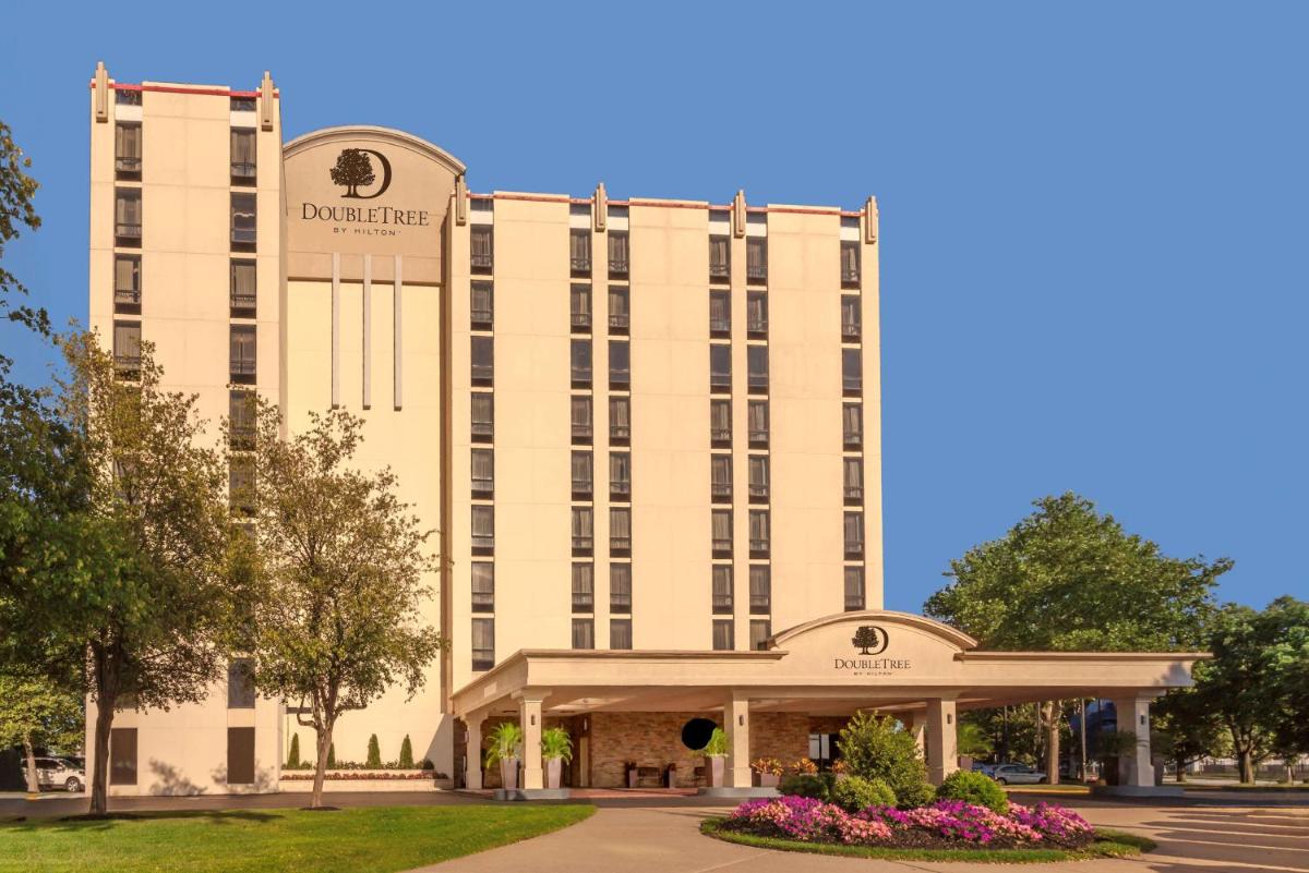 DoubleTree by Hilton Philadelphia Airport - main image