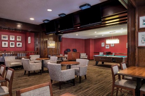 DoubleTree by Hilton Philadelphia Airport - image 11