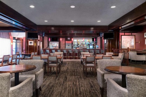 DoubleTree by Hilton Philadelphia Airport - image 12