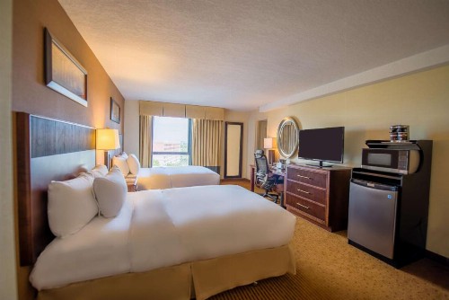 DoubleTree by Hilton Philadelphia Airport - image 19