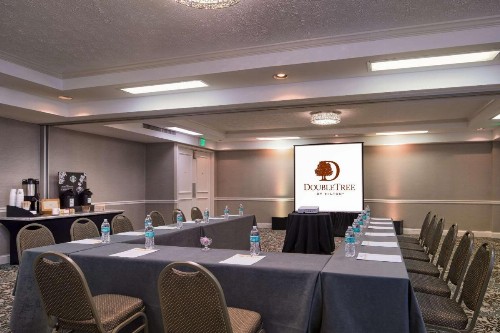 DoubleTree by Hilton Philadelphia Airport - image 37