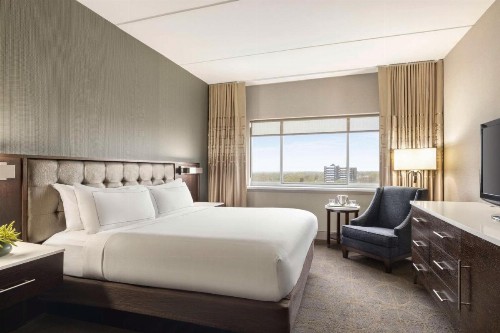 Hilton Philadelphia City Avenue - image 22