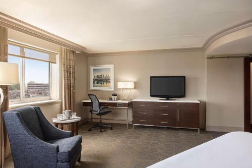 Hilton Philadelphia City Avenue - image 31