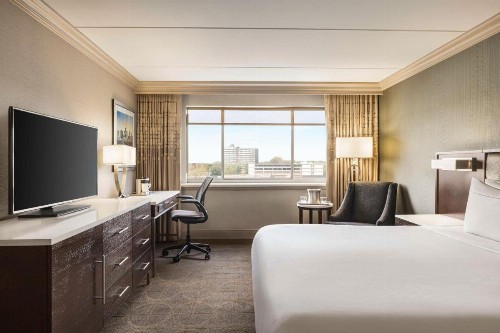Hilton Philadelphia City Avenue - image 42