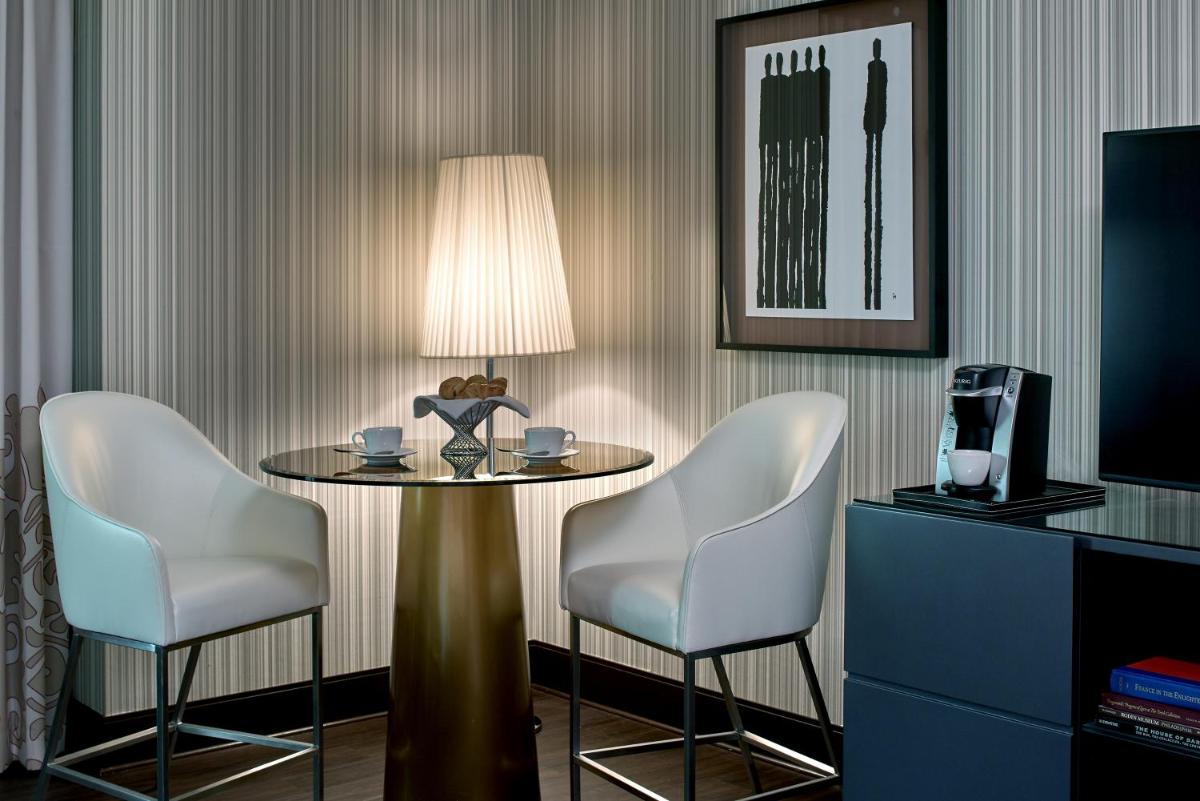 Sofitel Philadelphia at Rittenhouse Square - image 2