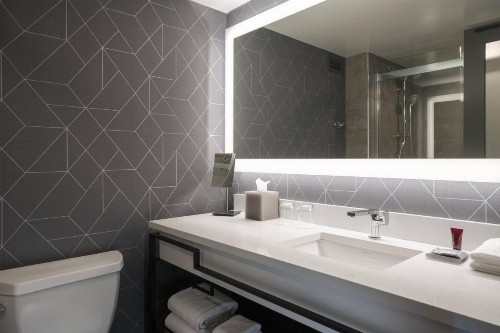 Philadelphia Marriott Old City - image 21