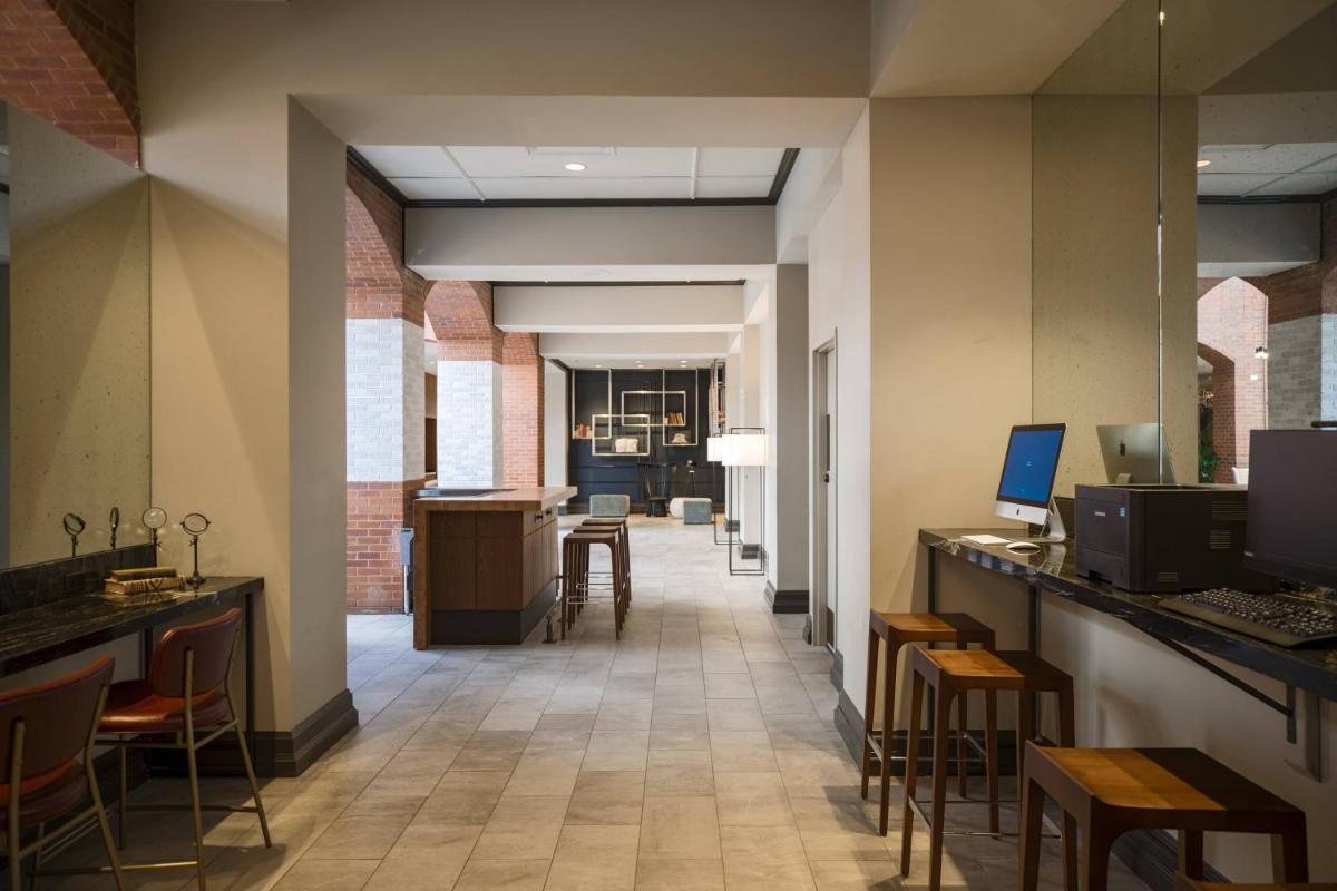 Philadelphia Marriott Old City - image 3