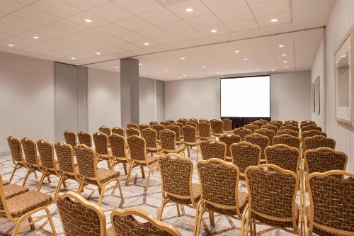 Sheraton Philadelphia University City Hotel - image 14