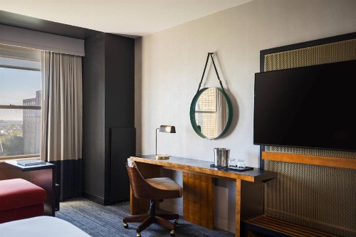 Renaissance Philadelphia Downtown Hotel - image 17