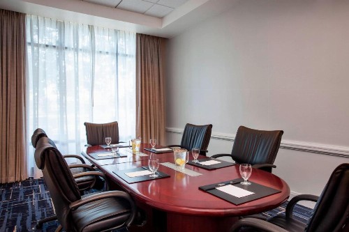 Sheraton Suites Philadelphia Airport - image 18