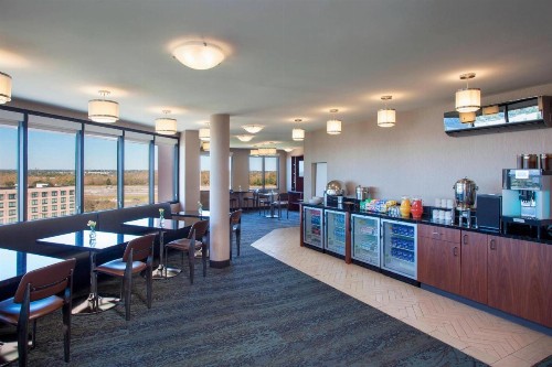 Sheraton Suites Philadelphia Airport - image 26