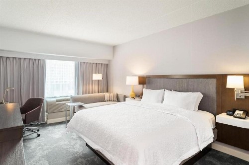 Hampton Inn Philadelphia Center City-Convention Center - image 16