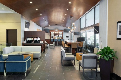Hampton Inn Philadelphia Center City-Convention Center - image 18
