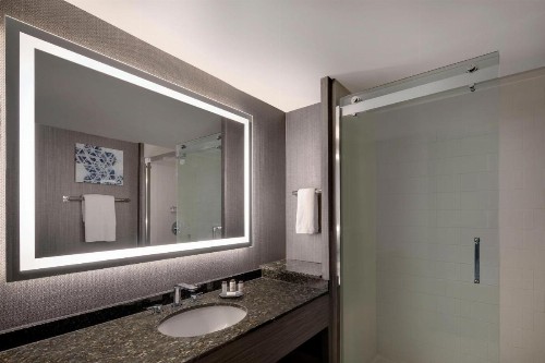 Sheraton Philadelphia Downtown - image 27