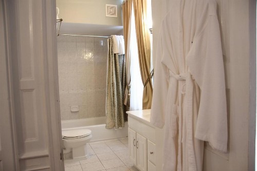 Morris House Hotel - image 49