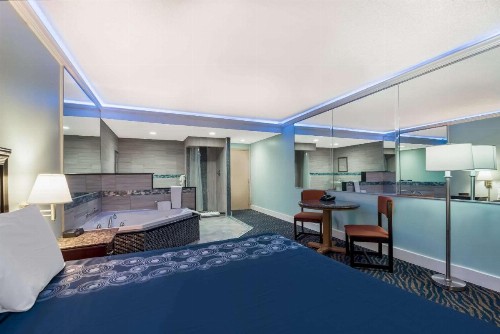 Days Inn by Wyndham Philadelphia - Roosevelt Boulevard - image 10
