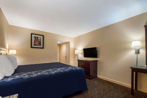 Days Inn by Wyndham Philadelphia - Roosevelt Boulevard - image 15