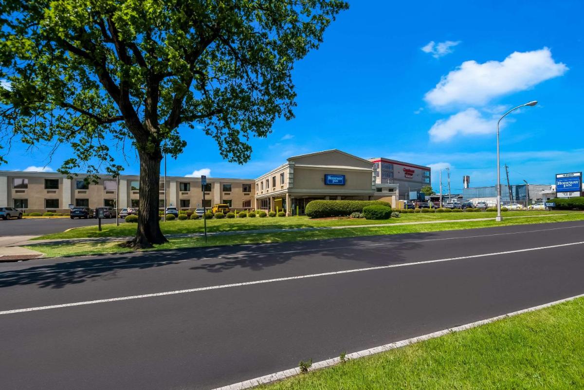 Days Inn by Wyndham Philadelphia - Roosevelt Boulevard - image 2