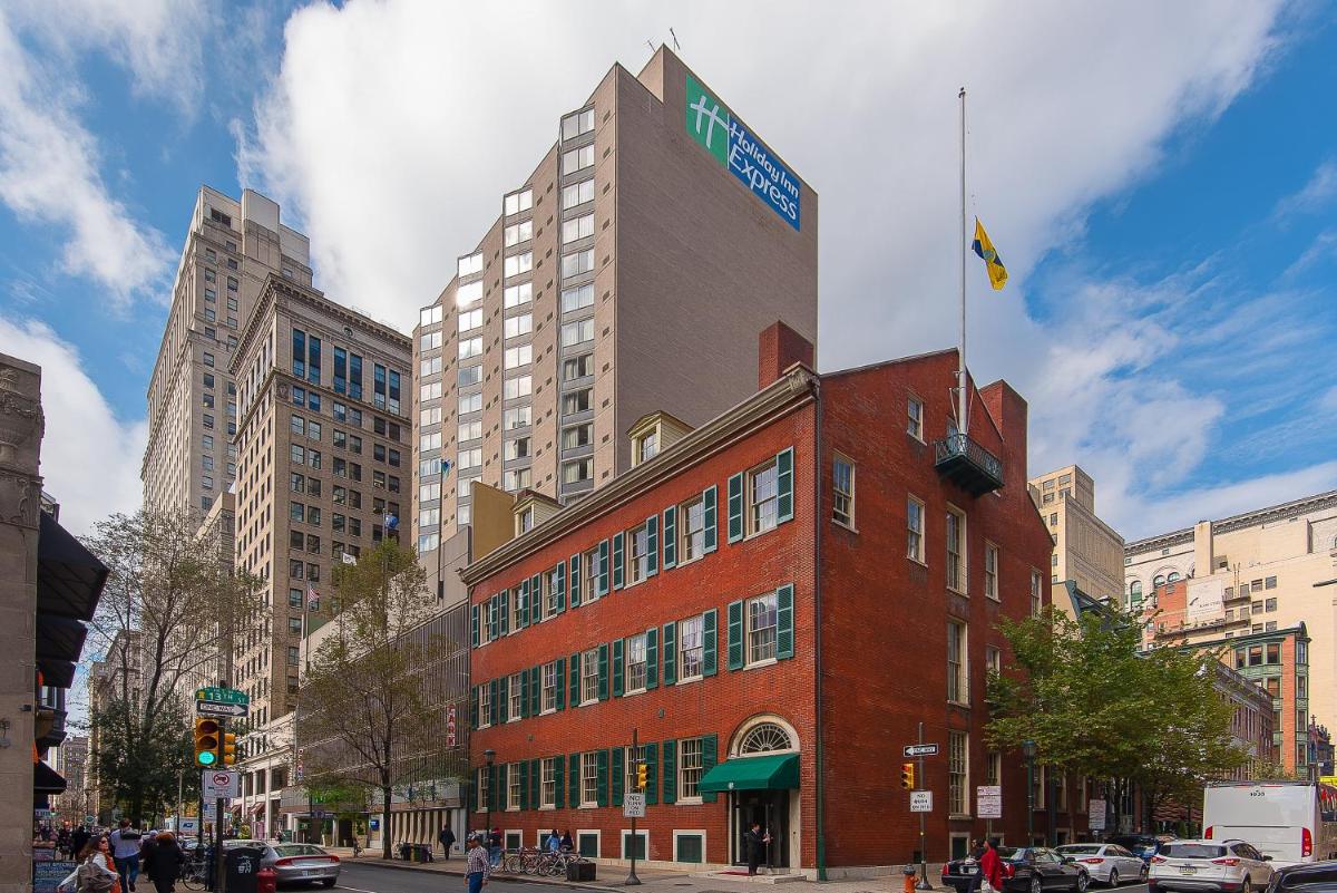 Holiday Inn Express Philadelphia-Midtown an IHG Hotel - main image
