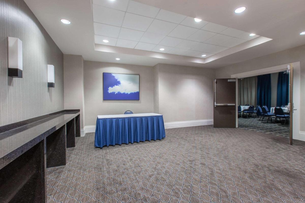 Wyndham Philadelphia-Historic District - image 3