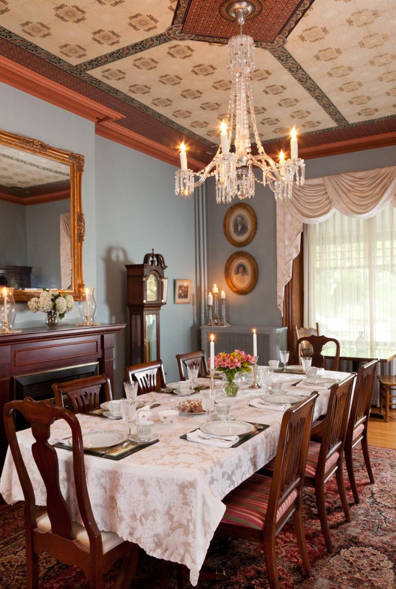 Cornerstone Bed & Breakfast - image 6