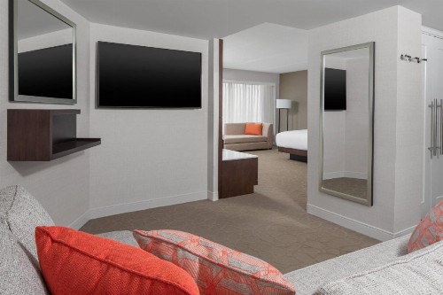 Delta Hotels by Marriott Philadelphia Airport - image 12