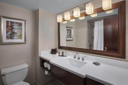 Philadelphia Airport Marriott - image 16