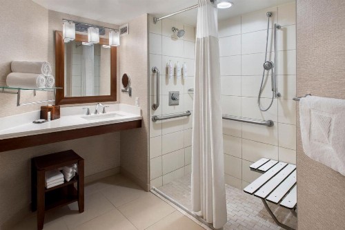 Philadelphia Airport Marriott - image 17