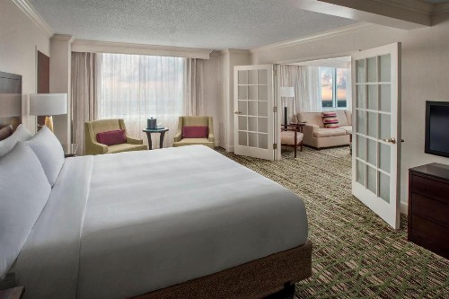 Philadelphia Airport Marriott - image 19