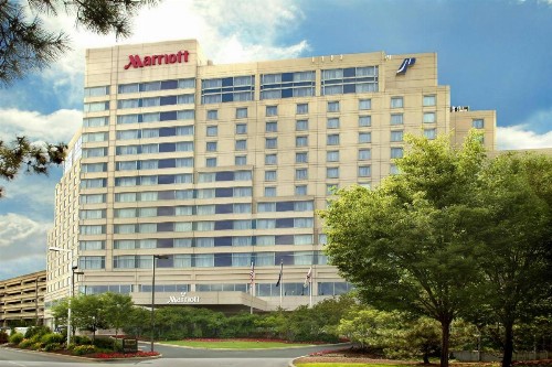 Philadelphia Airport Marriott - image 2